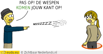 Wespen vliegen naar een meisje. Een jongen zegt: Pas op! Ze vliegen naar jou!